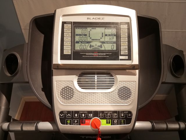 CINTA DE CORRER Bladez Fitness Tr202i