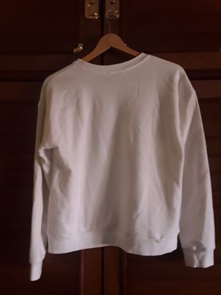 Sudadera Stradivarius color Blanca.