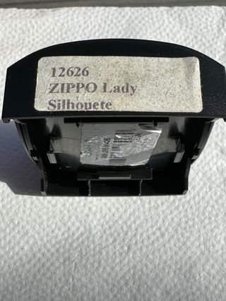 Zippo lady slihouete