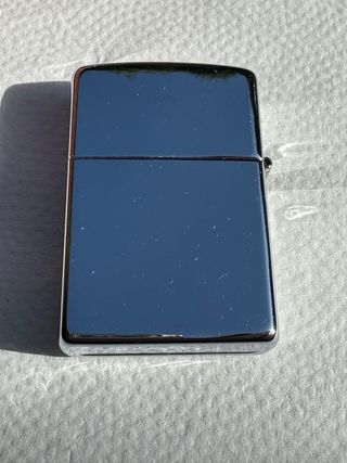 Zippo lady slihouete