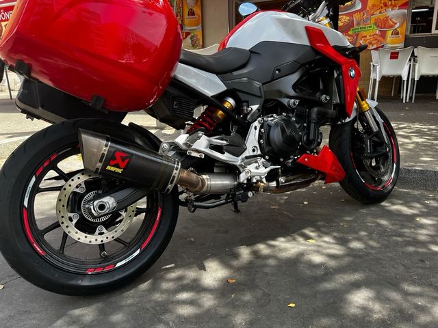 Motocicleta Bmw no cambio solo venta