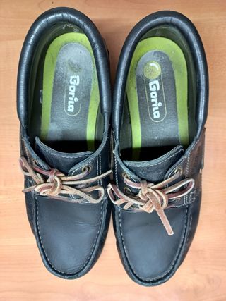 Náuticos azul marino talla 42