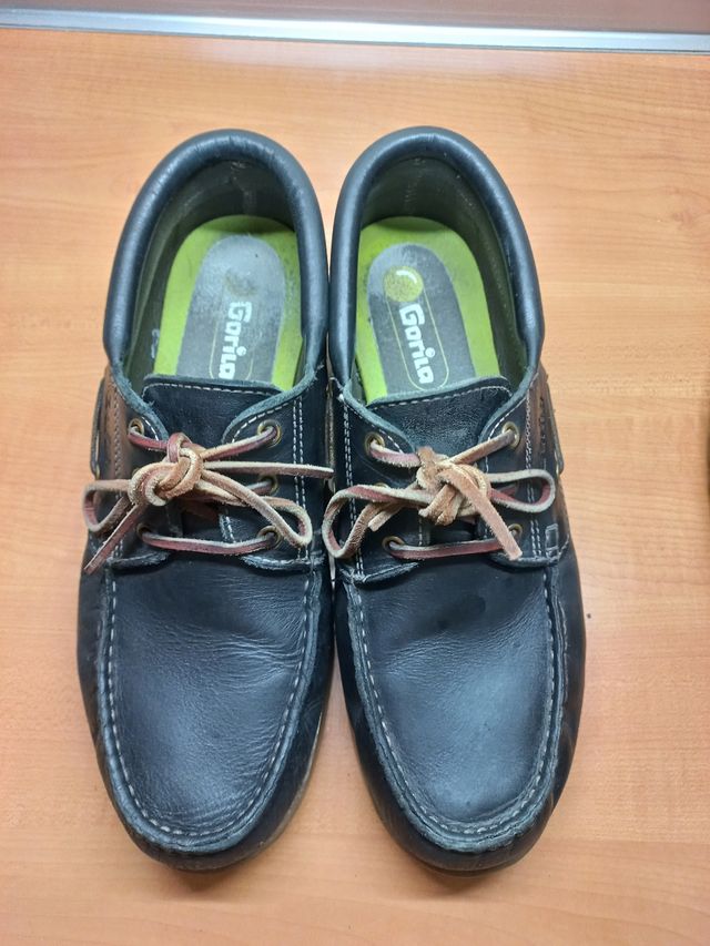 Náuticos azul marino talla 42