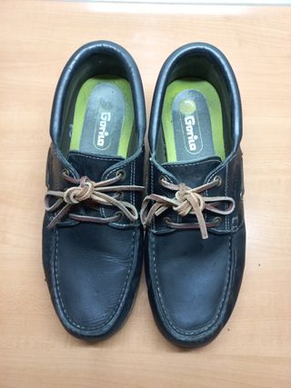 Náuticos azul marino talla 42