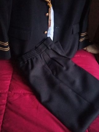 Black fraide, Traje de comunión 