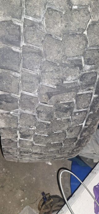 RUEDAS DE CAMIÓN 