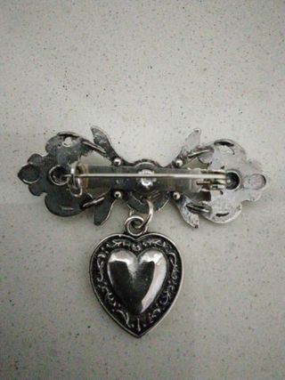 Spilla vintage con cuore