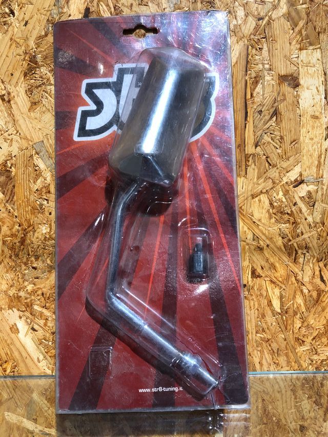 RETROVISOR IZQUIERDA STR8