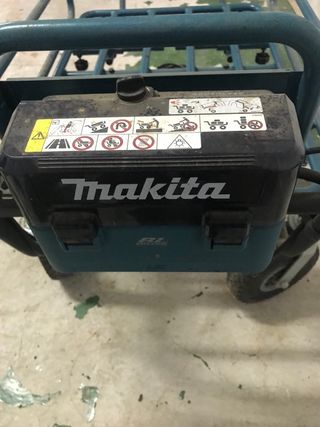 carretilla electrica Maquita