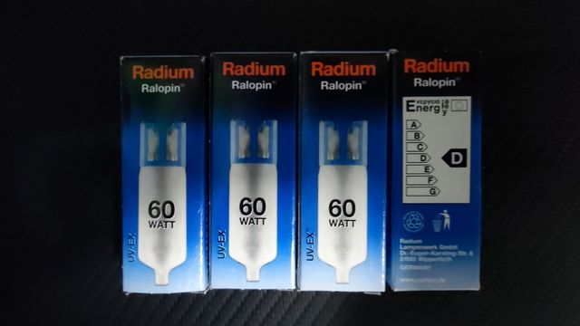 4 lampadine al radio da 60W