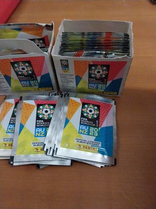 Cromos mundial femenino sobres sin abrir