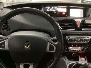 RENAULT SCENIC 1.5 DCI BOSE EDITION