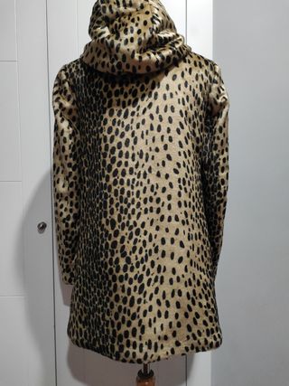 Abrigo animal print Zara Trafaluc