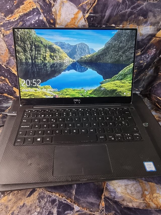 Dell i7 generación 8 táctil