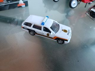 Mercedes Policía 1/43