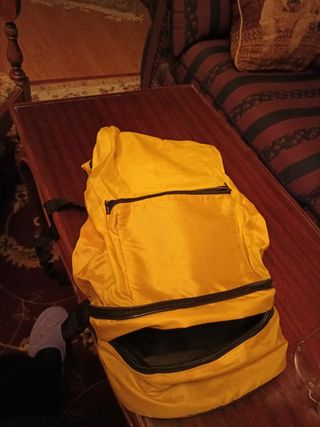 Riñonera acolchada y mochila