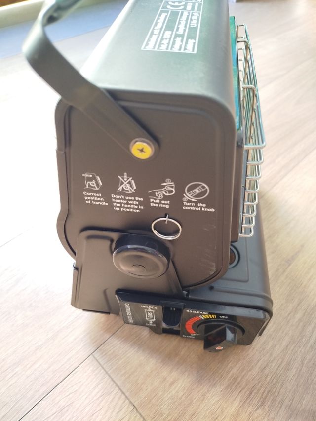 Estufa de gas pequeña portátil.