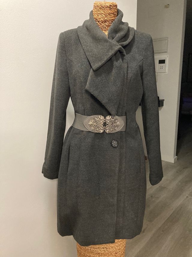 Abrigo más cinturon