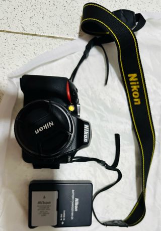 Camara Nikon D5600 kit