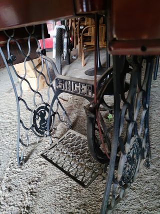 Maquina coser singer