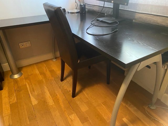 Mesa estudio madera negra con ala