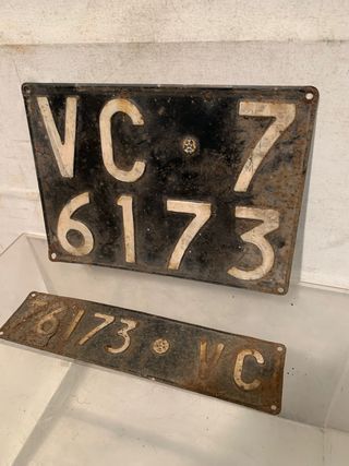 Insegne Targa e targhino posteriore Automobili