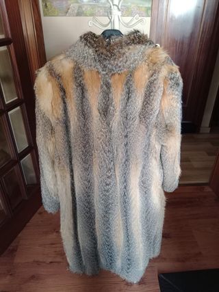 Abrigo y chaquetón de zorro de Virginia