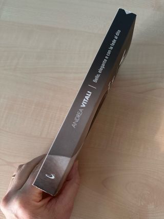 Libro "Bello, elegante e con la fede al dito"