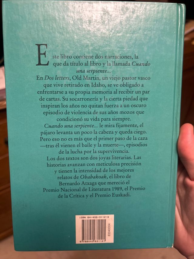 Dos letters. Bernardo Atxaga.