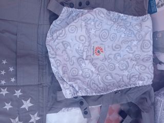 Mochila Ergobaby Gris Cósmica