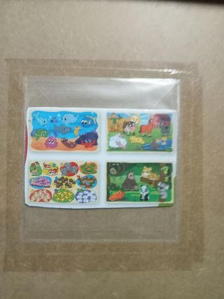 4 puzzles en caja de madera 