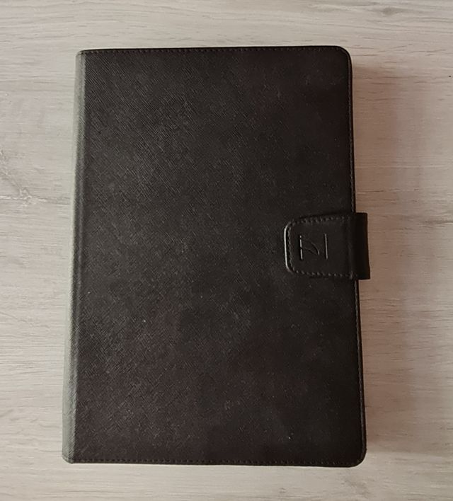 Custodia rigida per tablet