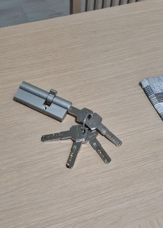 Bombin Cerradura Dierre