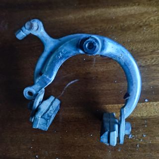 Puente de freno GAC delantero .