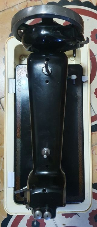 MAQUINA COSER ANTIGUA WERTHEIM
