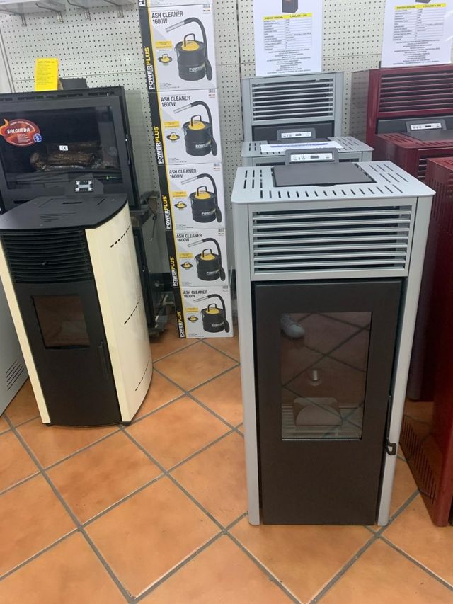 Estufa de pellets MODELO INES 12KW