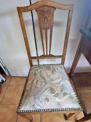 Antigüedades SXIX tocador mesita y sillas