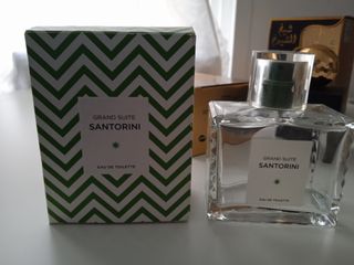 Set di bottiglie di profumo vuote da collezione.