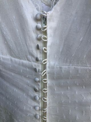 Vestido blanco Novia Villais Moda Nupcial.