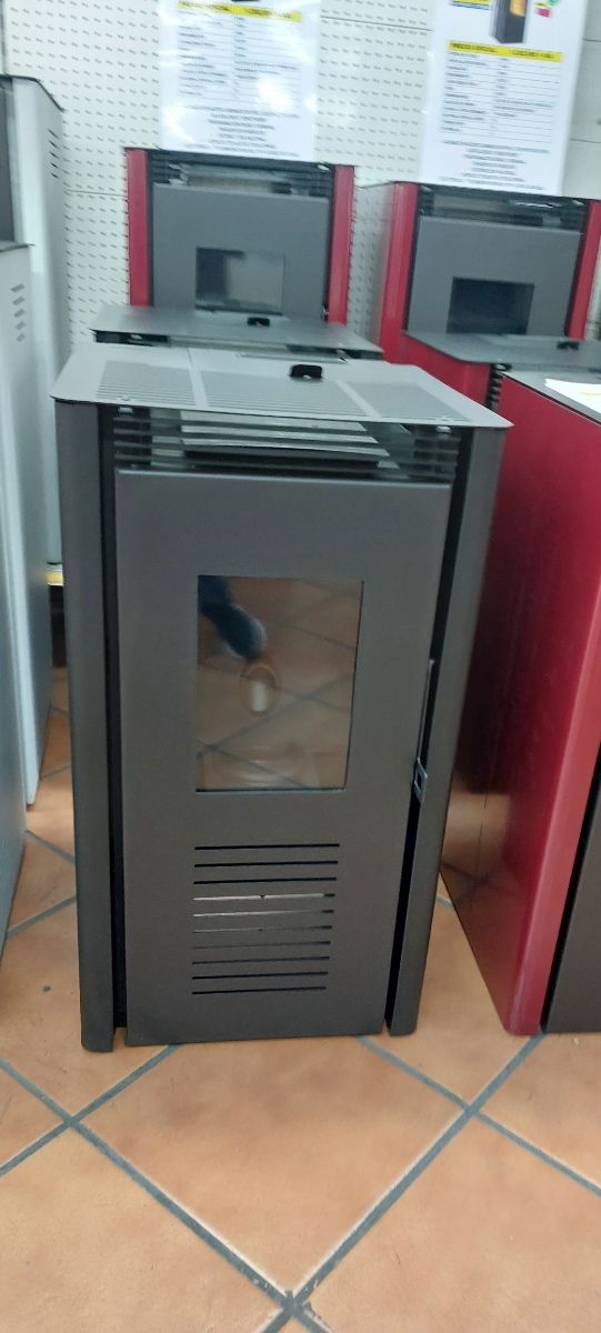 Estufa de Pellets modelo MICHEL 7KW