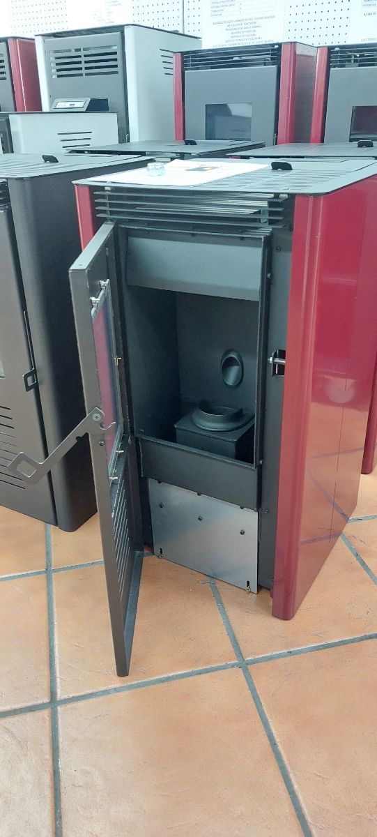 Estufa de Pellets modelo MICHEL 7KW