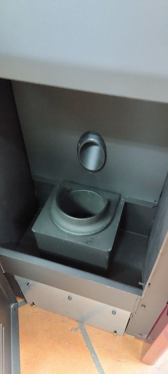 Estufa de Pellets modelo MICHEL 7KW