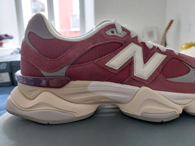 New Balance 9060 Burgundy EU 43 y 44.5 U9060VNA