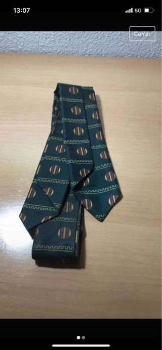 corbata pañuelo verde