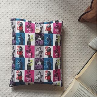 Funda literaria “Call me king”