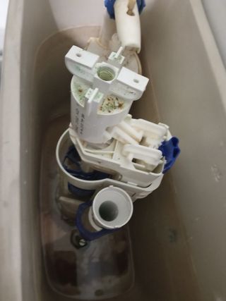 Tecnico de termos acumulador solar y placa solar