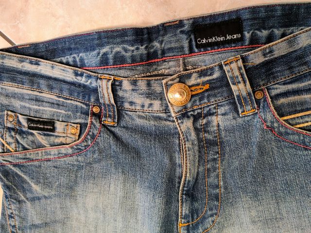 Jeans Calvin Klein W32