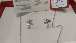 Collar y pendientes de perlas MAJORICA