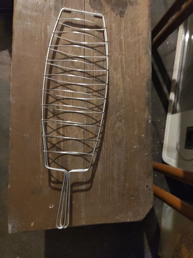 Parrilla de pescado largos