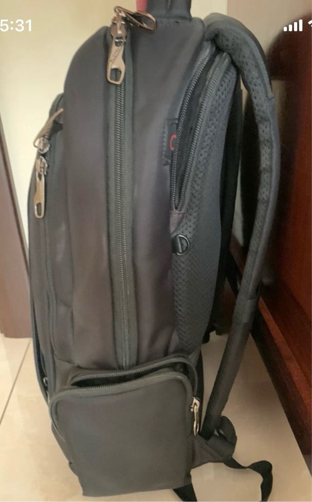 zaino porta computer